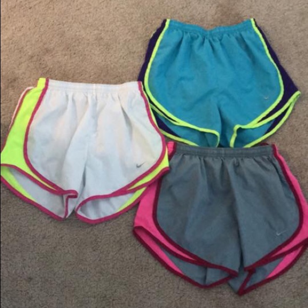 Nike athletic shorts norts size small